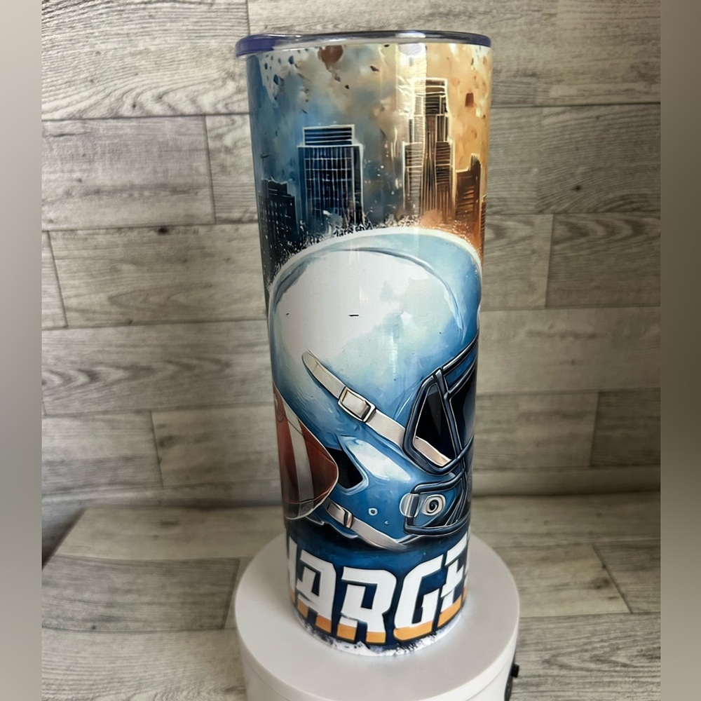 Chargers 20oz Stainless Steel Tumbler with Cityscape Design